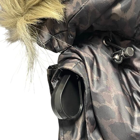 NWT Coach Down Filled Animal Print Brown Black Puffer Vest Womens XL - Picture 8 of 8